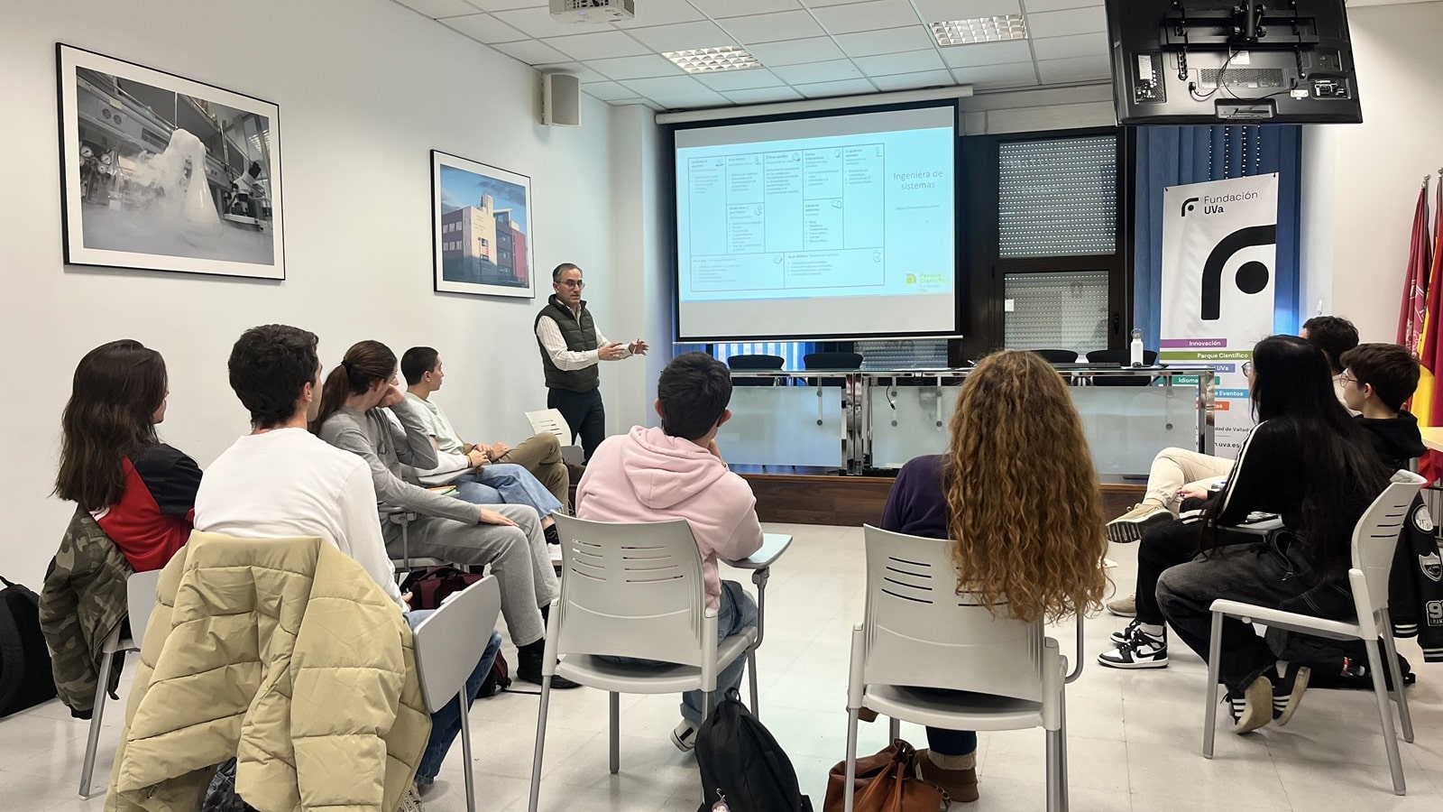 20251125 NOTICIA WEB FOTO MentorUVa