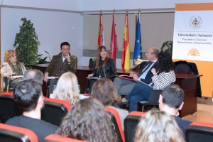 1 mesa redonda sobre la apertura de instalacin de pricewaterhousecoopers pwc en valladolid 52706555200 o
